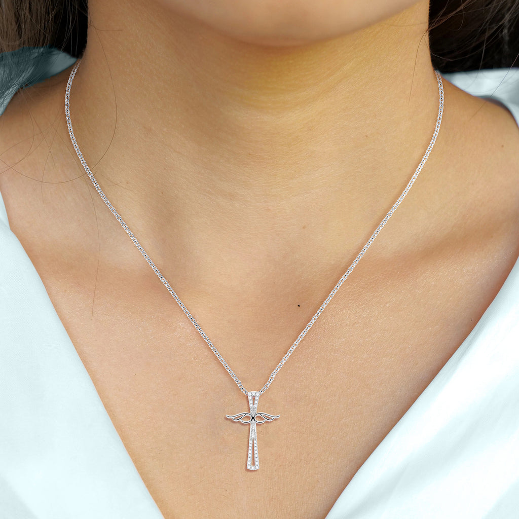 18K White Gold Diamond Cross Necklace Z390