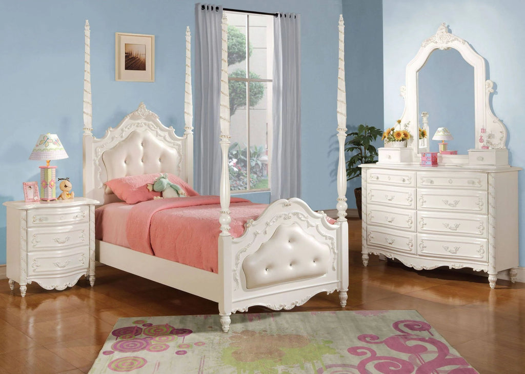 Pearl White Full Poster Bed Z933