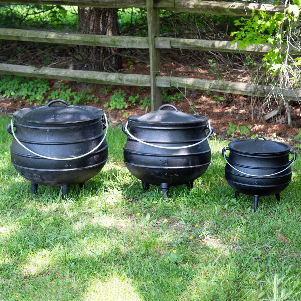 16 Inch 9 Gallon Cast Iron Dutch Oven U577265