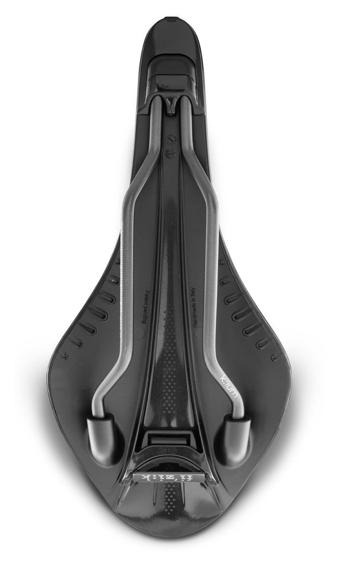 Black Regular Saddle D311283
